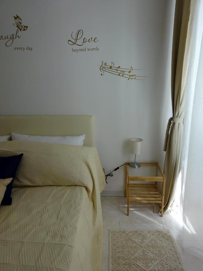 Parthenope'S Nest Apartment เนเปิลส์ ภายนอก รูปภาพ